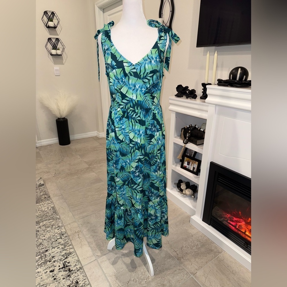3 x 20$ Caribbean Joe Blue and Green Leaf Maxi Dress Size Small - Picture 1 of 9